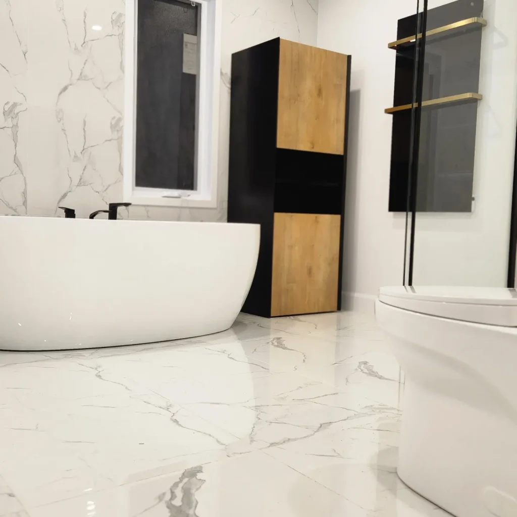 Modern residential renovation by Art Style Construction